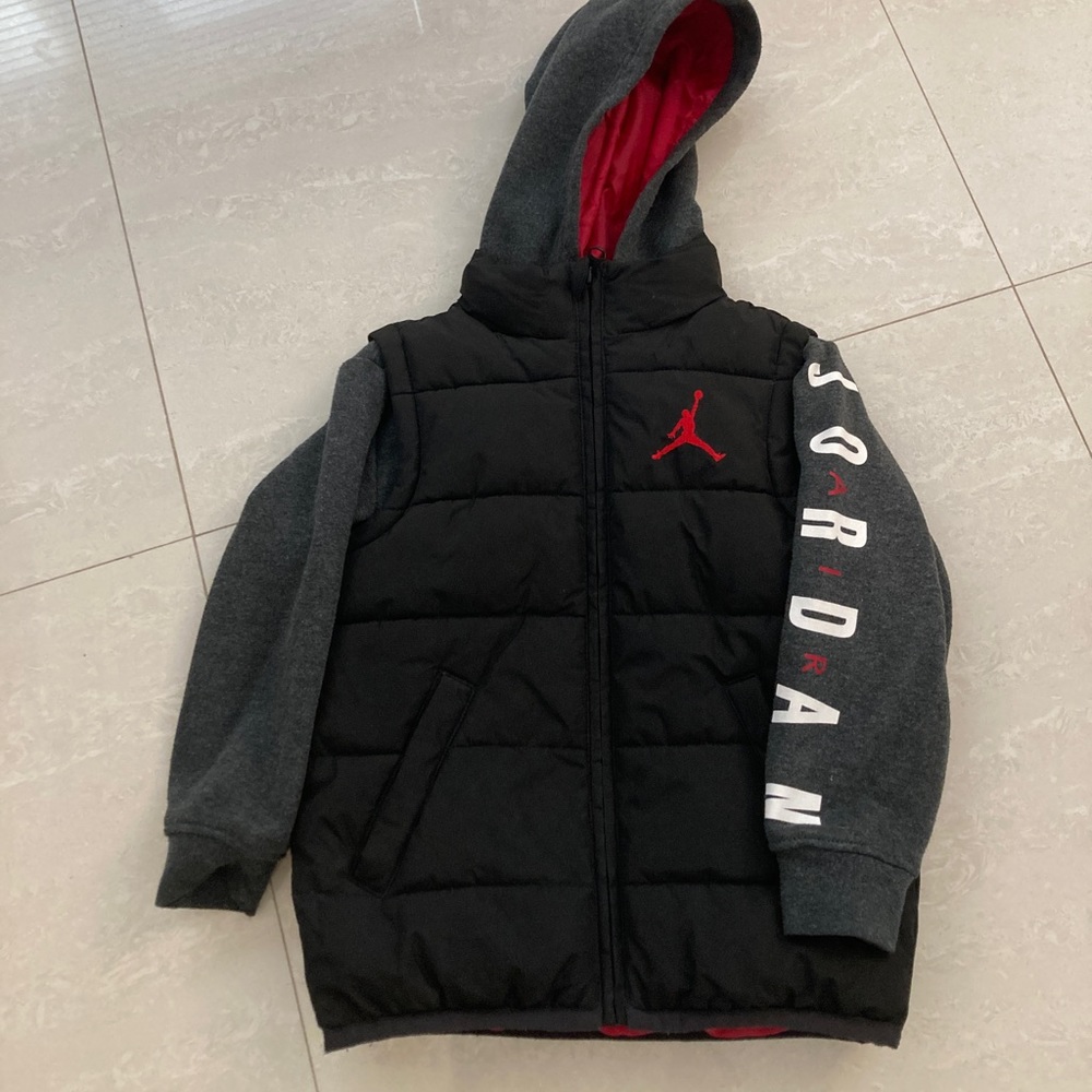 Jordan small jacket with hood